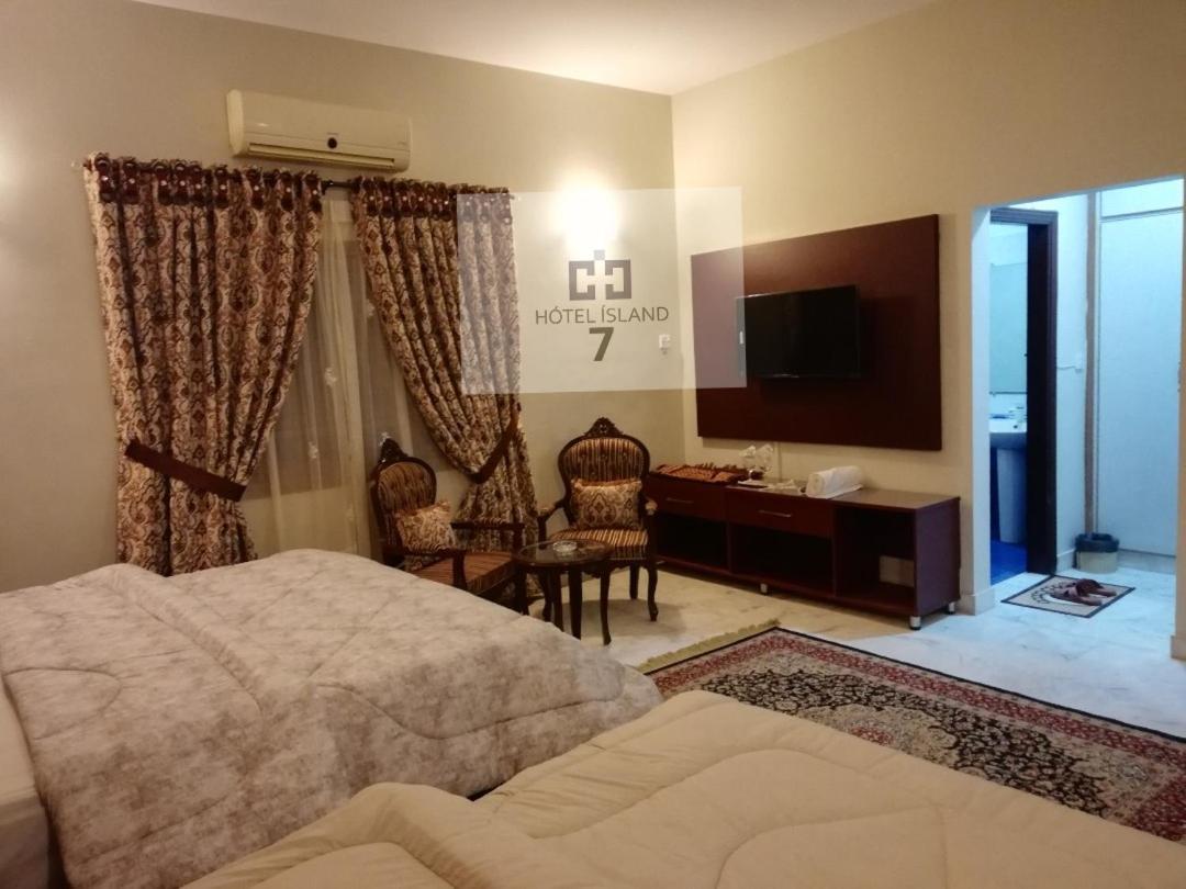 Hotel 7Island Karachi Exterior photo